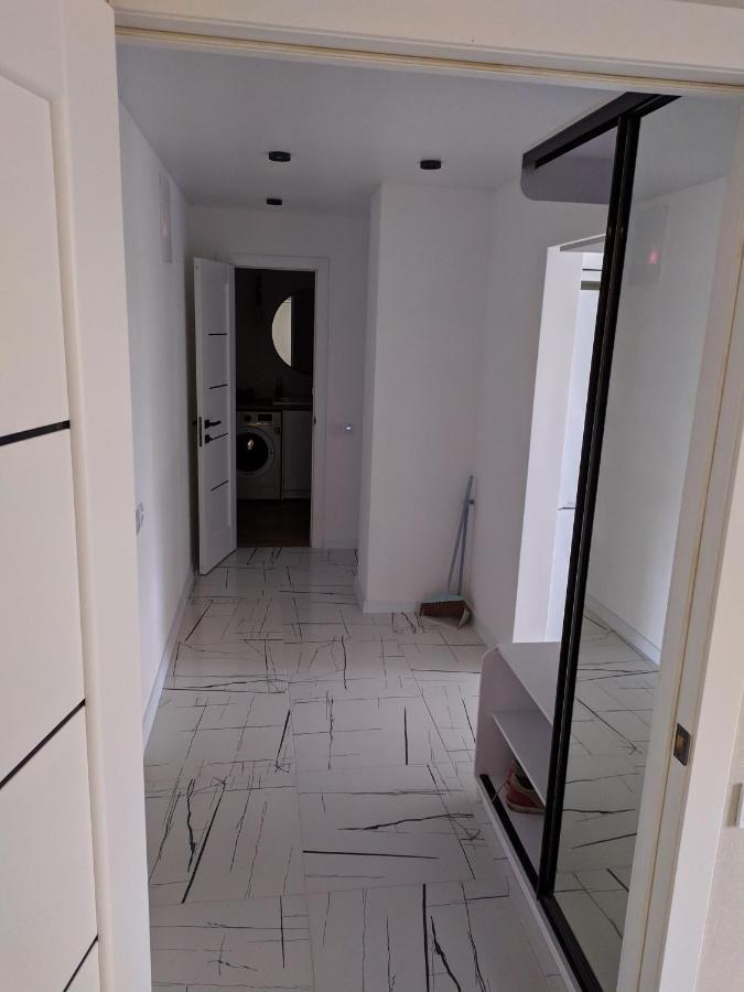 Cozy 75 Apart In Center - 2Х Кімнатна Квартира В Центрі Кропивницького Kropyvnytskyi Ngoại thất bức ảnh