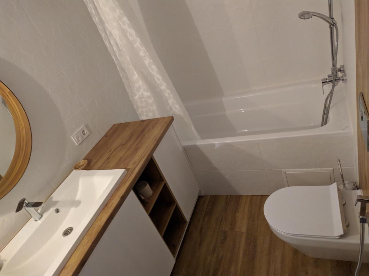 Cozy 75 Apart In Center - 2Х Кімнатна Квартира В Центрі Кропивницького Kropyvnytskyi Ngoại thất bức ảnh